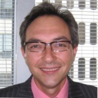 Review by Bruno Scarselli