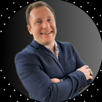 Review by Cameron Vollerthum